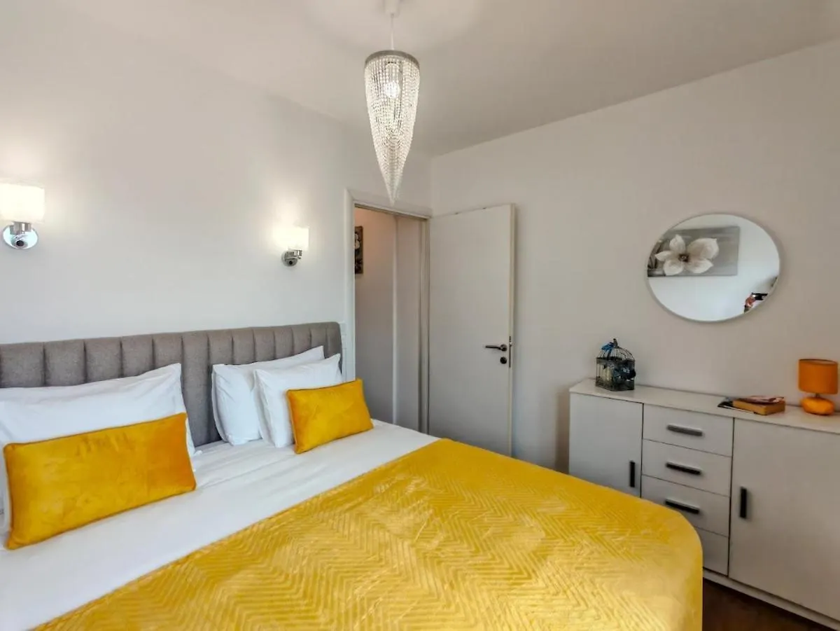 Nice & Comfy Zadar Old Town Apartment Giara 2 0*,