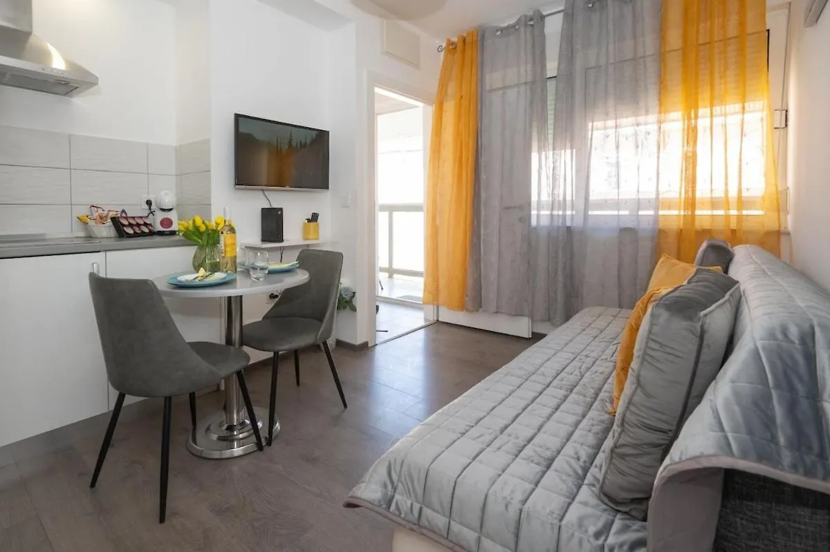 Nice & Comfy Zadar Old Town Apartment Giara 2