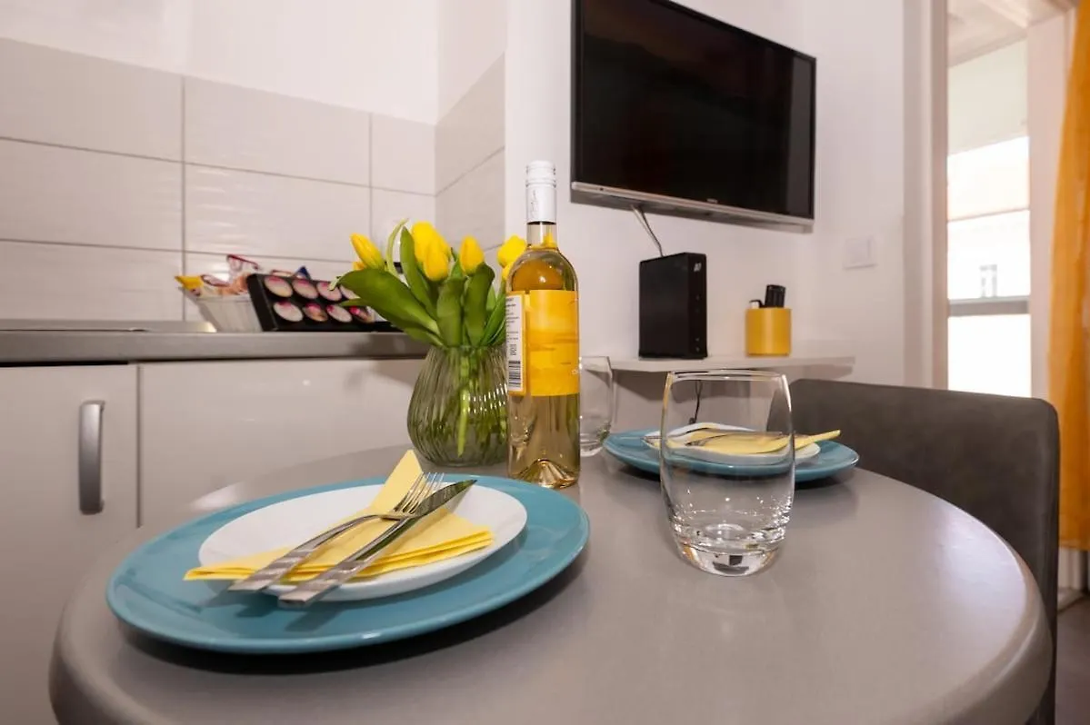 Nice & Comfy Zadar Old Town Apartment Giara 2