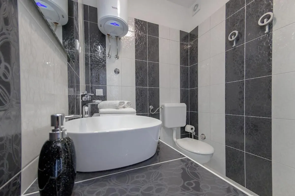 Nice & Comfy Zadar Old Town Apartment Giara 2 Croatia