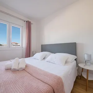 Romanca Apartman
