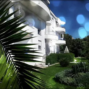 Luxury Zana Apartment