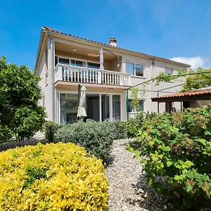 Natale Apartment